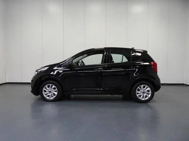 Kia Picanto 1.0 MPi DynamicLine NAVI/CAMERA/AIRCO/CRUISE/LMV!