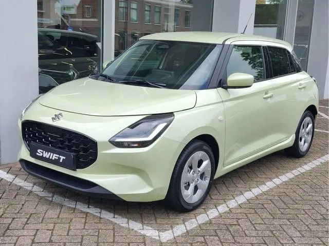 Suzuki Swift 1.2 STYLE SMART HYBRID Direct Leverbaar | Tot 10 JAAR GARANTIE! Inclusief € .2.500,- Vo...