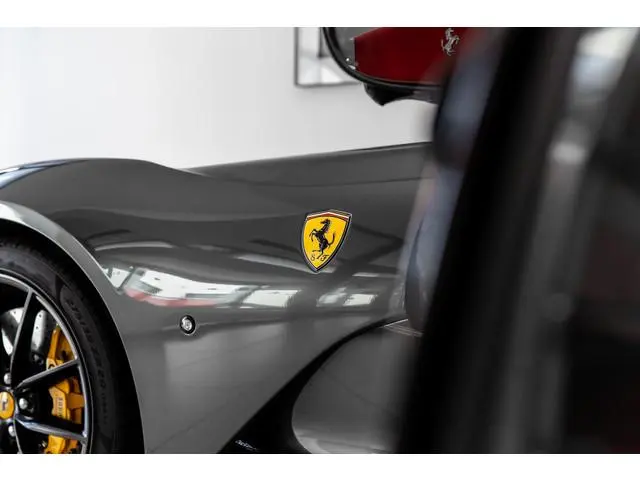 Ferrari 812 GTS