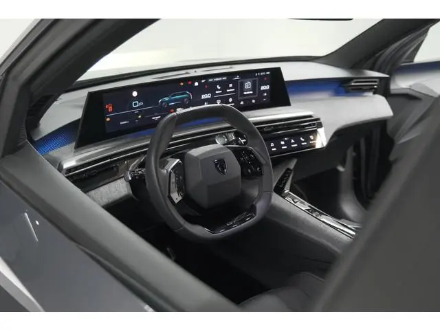 Peugeot 5008 1.2 Hybrid 136 GT | Adaptieve Cruise Control | Camera | Elektrische Kofferklep | Stoelv...