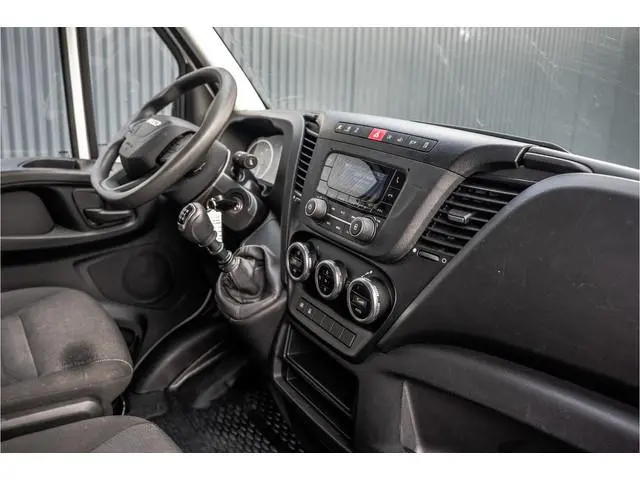 Iveco Daily **35S16 | 156 PK | 3.500KG trekgew. 3-Zits | Climate**