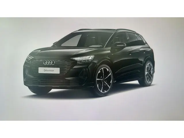 Audi Q4 e-tron 55 e-tron quattro S Line