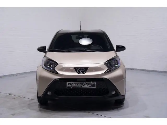 Toyota Aygo X 1.0 VVT-i Team Deutschland Achteruitrijcamera Apple Carplay Stoelverwarming