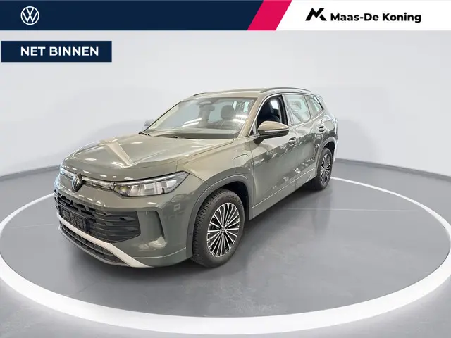 Volkswagen Tayron 1.5 204pk DSG eHybrid Life Edition · Camera · Wegklapbare Trekhaak · Stoel-& Stuur...