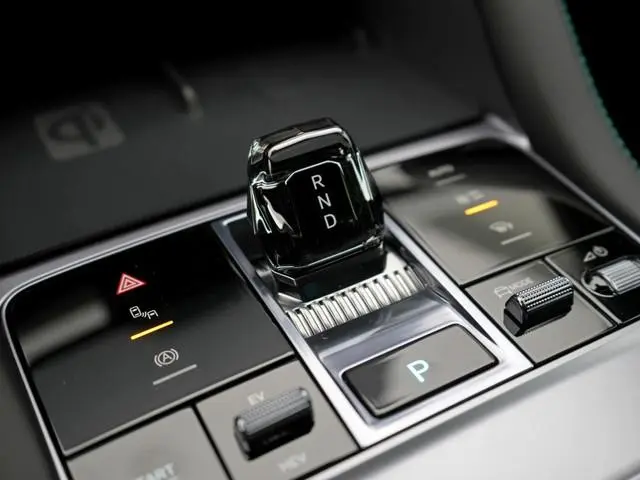 BYD SEAL U