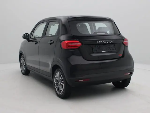 Leapmotor T03 Design 37.3 kWh PANORAMA DAK || NAVIGATIE || ADAPTIVE CRUISE CONTROL || CAMERA ||
