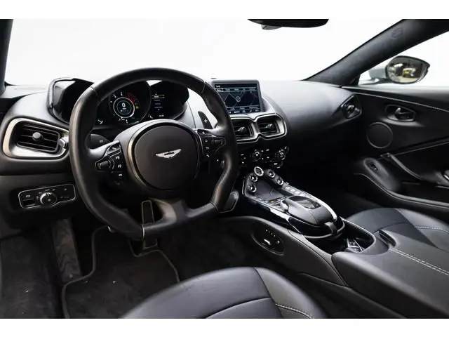 Aston Martin V8 Vantage