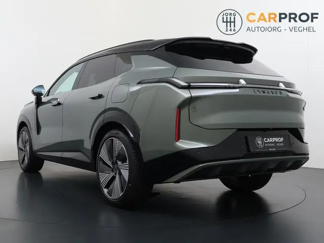 Lynk & Co 08 1.5 More PHEV | Pano Dak | 200 km elektrisch !! | Carplay | 360 camera | Sfeerverlichti...