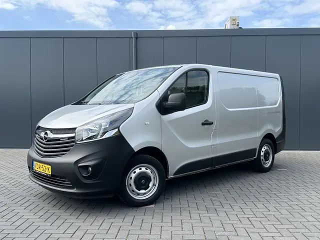 Opel Vivaro 1.6 CDTI 126 PK / L1H1 / 1e EIG. / ACHTERKLEP / AIRCO / CRUISE / NAVI / CAMERA / BLUETOO...
