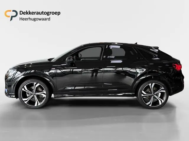 Audi Q3 Sportback 45 TFSI quattro edition one Black Pack - Pano-schuif/kanteldak - Trekhaak