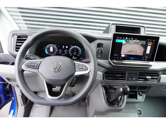 Volkswagen Crafter 140pk L4H3/L3H2 Facelift Apple Carplay Digitaal Dashboard Camera 3-Zits Parkeerse...