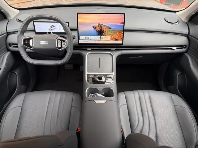 Geely Starray EM-i 1.5 Pro Direct rijden / Navigatie / 360 Camera