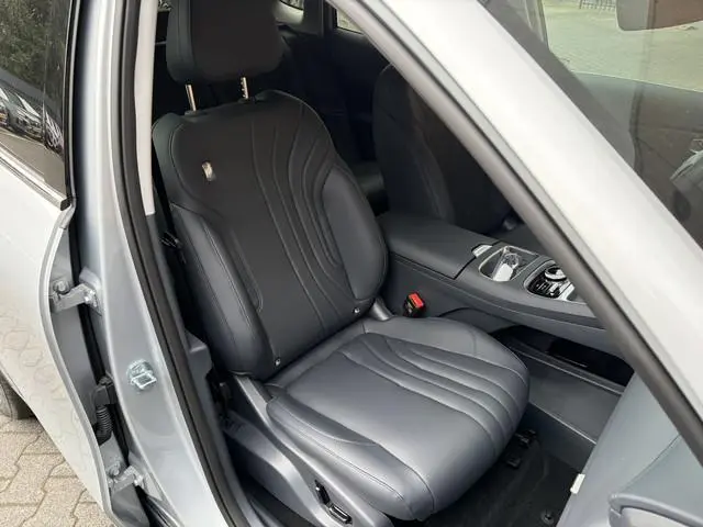 Geely Starray EM-i