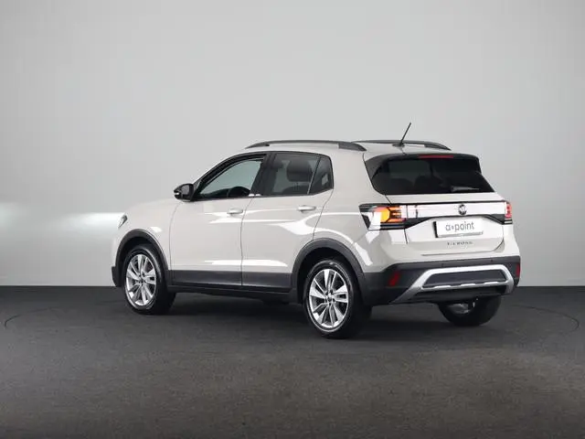 Volkswagen T-Cross 1.0 TSI Life Edition Goal 95PK | Navigatie | Parkeersensoren voor en achter | Sto...