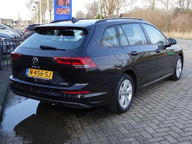 Volkswagen Golf Variant 1.0 eTSI DSG 110PK Life ADAPT. CRUISE | LMV | ECC | PDC