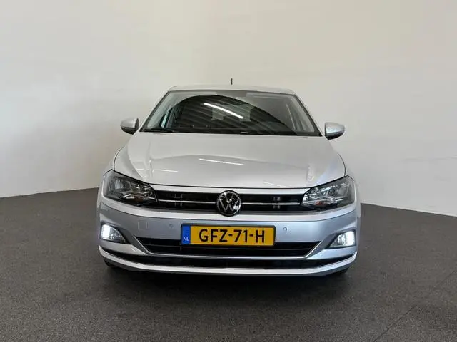 Volkswagen Polo 1.0 TSI 110pk DSG Highline Navigatie Apple Carplay Android Auto Parkeersensoren Adap...