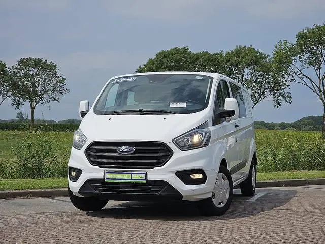 FORD TRANSIT CUSTOM 2.0 l2h1 dubbele cabine!