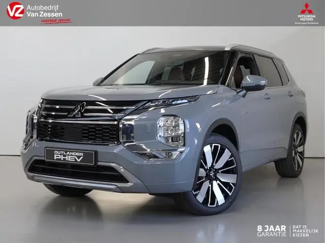 Mitsubishi Outlander 2.4 PHEV Instyle+ | Actieprijs | Uit voorraad leverbaar | 1600 KG trekgewicht |...