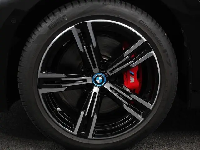 BMW 3-serie Touring 330e M-Sport PHEV  Digitale Cockpit Climate control Stoel verwarming LED Sfeer v...