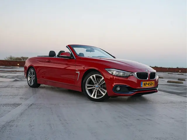 BMW 4-Serie Cabrio 430i Aut-8. High Exe. l Sport Line l Trekhaak l CarPlay l HiFi l Leder