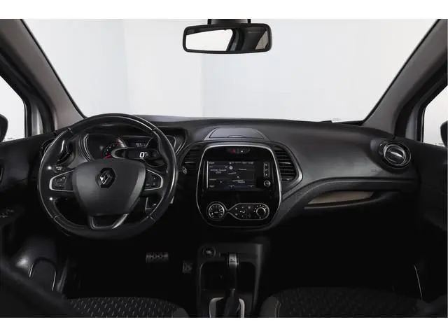 Renault Captur 1.3 TCe 150 PK Version S - Automaat | Pano | Trekhaak | Cruise | PDC | Camera | NAV+A...