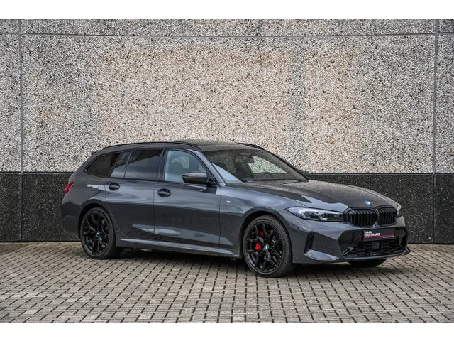 BMW 3-serie Touring 330e