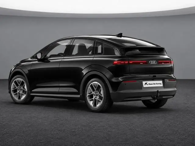 Audi A2 e-tron Advanced edition 61 kWh 190 PK · Tech pakket · Trekhaak elek. wegklapbaar · Adapter a...