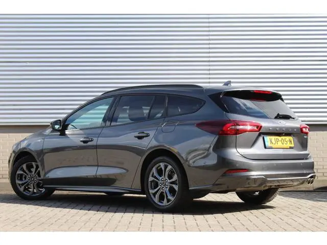 Ford Focus Wagon 1.0 EcoBoost Hybrid ST Line X | Head-Up | Adaptieve cruise | Trekhaak | Winterpack