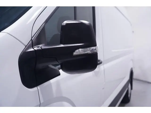Maxus Deliver9