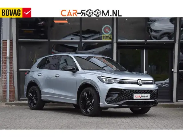 Volkswagen Tiguan 1.5 eHybrid R-Line Pano Lane 360C IQ Trekhaak