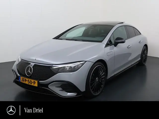 Mercedes-Benz EQE 300 AMG Line 90 kWh | Luchtvering Pano Memory Night