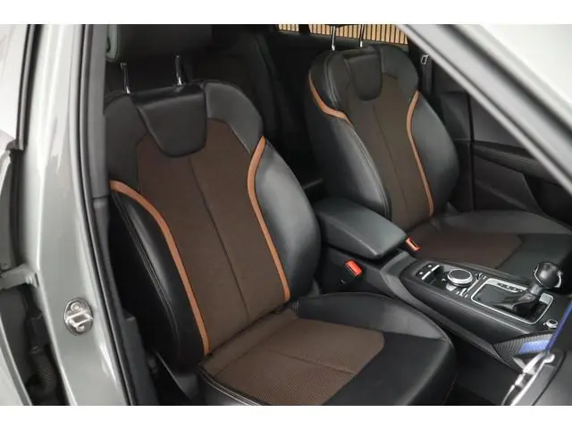 Audi Q2 1.4 TFSI 150pk CoD Edition One Panoramadak Trekhaak Virtual Cockpit Navigatie
