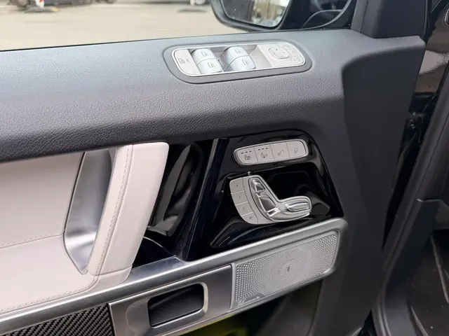 Mercedes-Benz G-Klasse