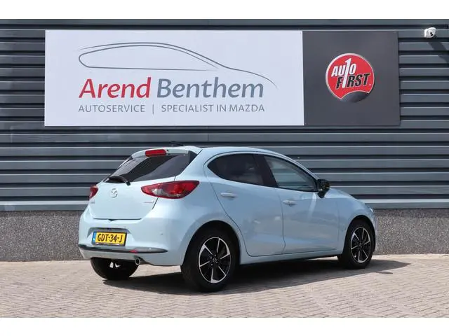 Mazda 2