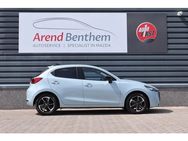 Mazda 2