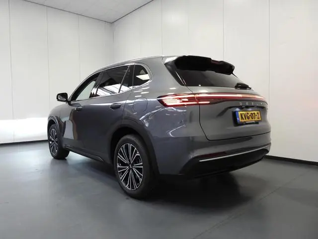 Geely Starray EM-i