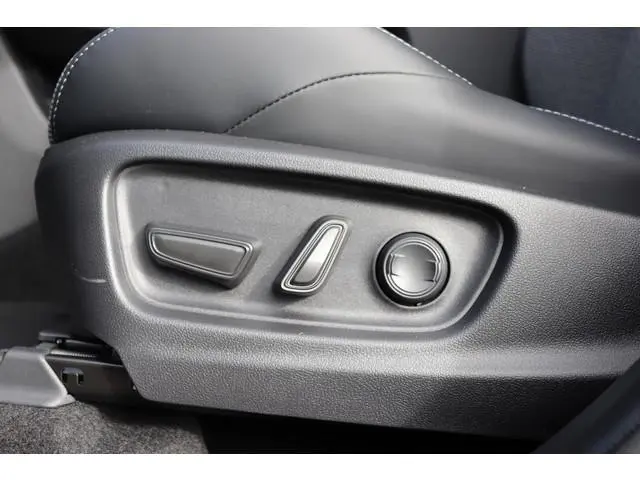 Toyota bZ4X Touring Dynamic Limited 2WD 75 kWh, € 3.000  inruilvoordeel, Stoel -, Stuur verwarming,...