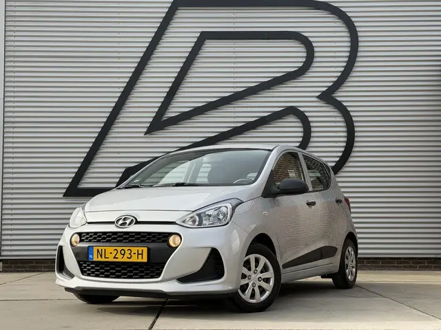 Hyundai i10 1.0i i-Motion Airco|Trekhaak|Elektr. Ramen|N.A.P|APK tot 07-2026