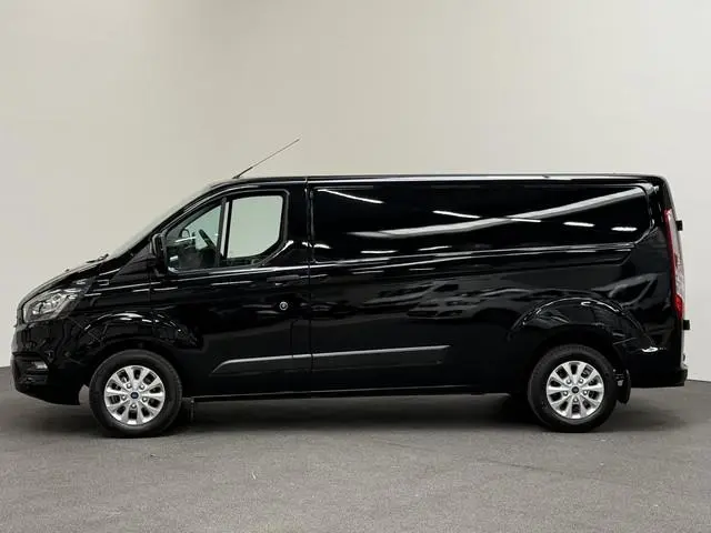 Ford Transit Custom 300 2.0 TDCI L2H1 Trend Automaat Airco Navigatie Cruise Control Camera Parkeerse...