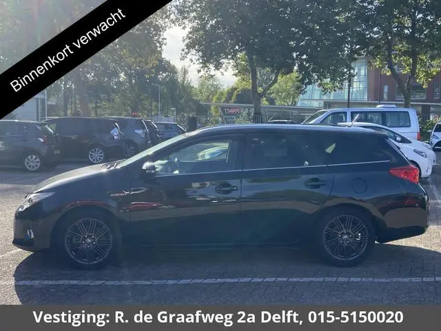 Toyota Auris Touring Sports 1.8 Hybrid Lease Leer | Stoelverwarming | Parkeersensoren | Navigatie |...