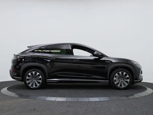 BYD SEALION