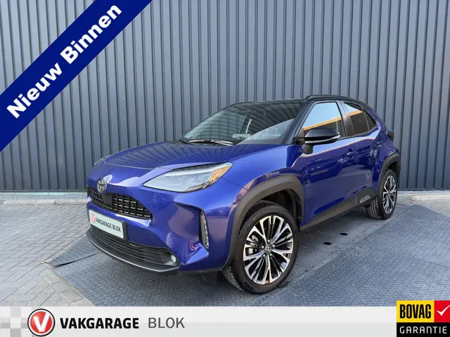 Toyota Yaris Cross 1.5 Hybrid 130 Executive / Bi tone | BSM | Head-up display | PDC V+A | Rijklaar!!