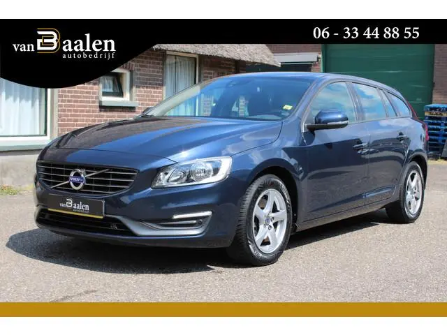 Volvo V60 1.6 T3 Momentum NAVI ECC TREKHAAK 184000KM!!!