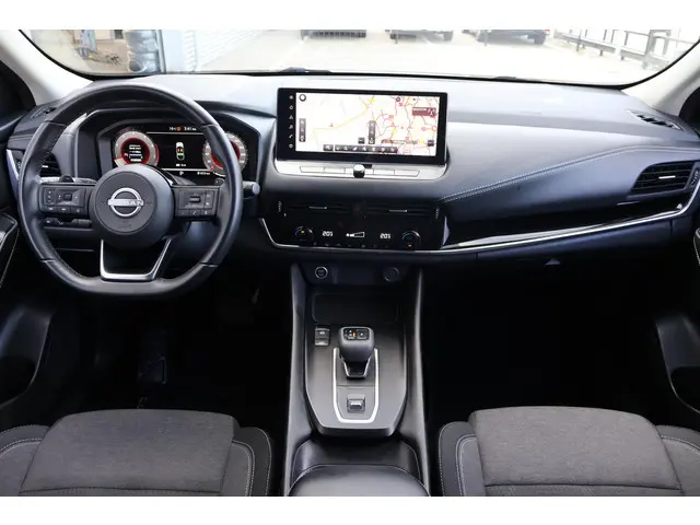 Nissan Qashqai 1.3 MHEV Xtronic N-Connecta 2e Eigenaar | NL-Auto | Volledig Onderh | BTW | Trekhaak...