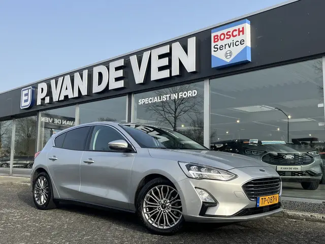 Ford Focus 1.0 EcoBoost Titanium Business 125pk/92kW 6-bak | Design Pack | Technology Pack | Driver...