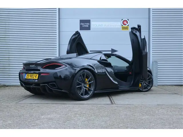 McLaren 570S