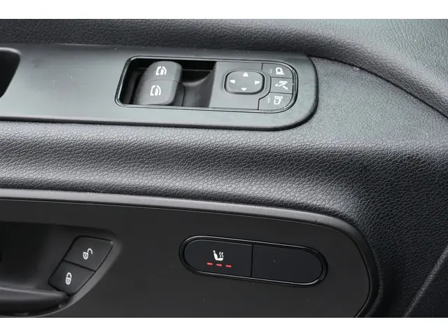 Mercedes-Benz eSprinter