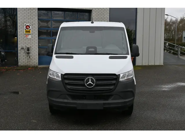 Mercedes-Benz eSprinter