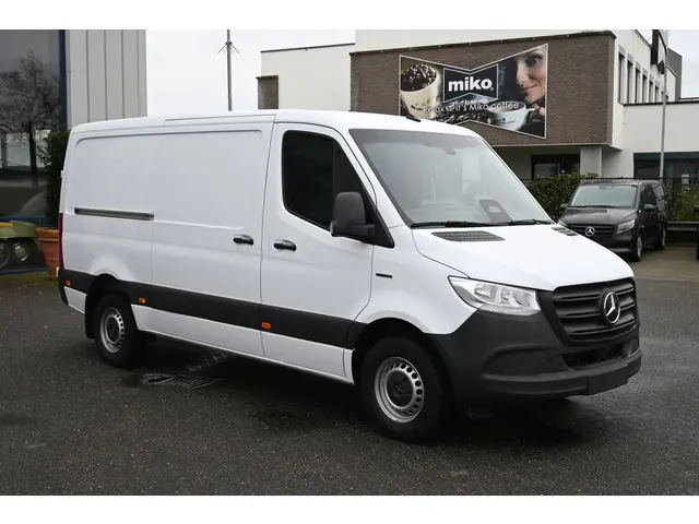 Mercedes-Benz eSprinter