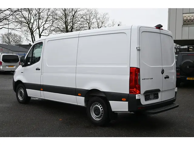 Mercedes-Benz eSprinter
